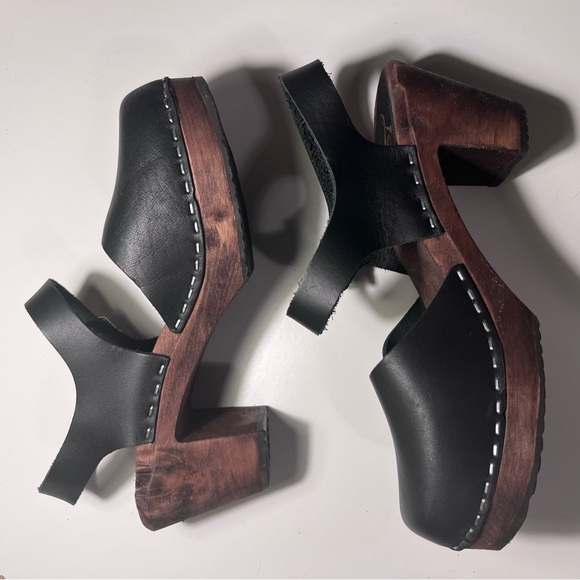 Lotta From Stockholm Shoes - Lotta From Stockholm Black Leather Closed Toe Heel Clog Ankle Strap Dark Wood 37